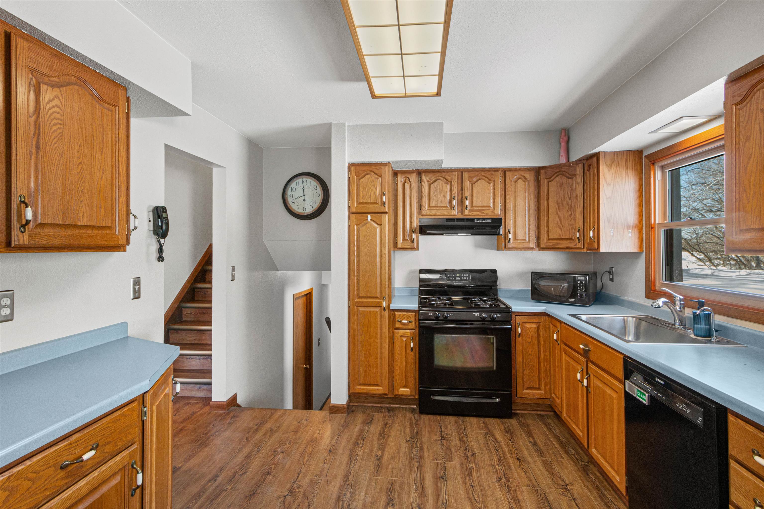 5390 County Rd Q Amherst, WI 54406 - Photo 4 of 44