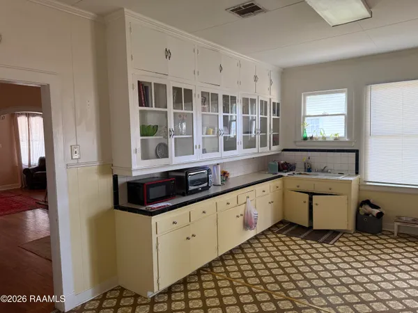 $1,600 | 1326 West University Avenue, Lafayette, LA 70506