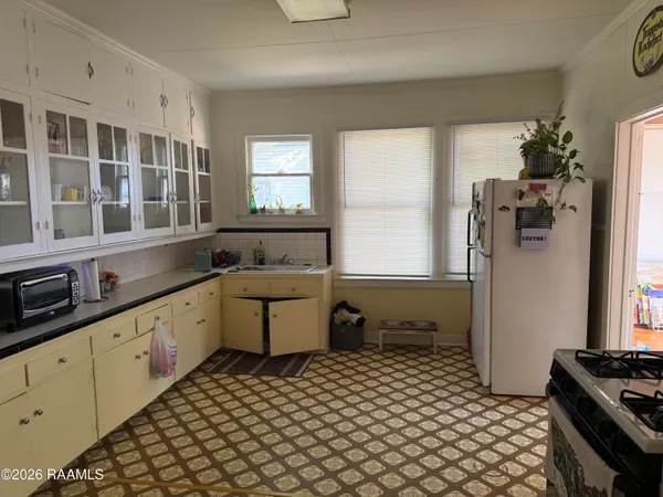 $1,600 | 1326 West University Avenue, Lafayette, LA 70506