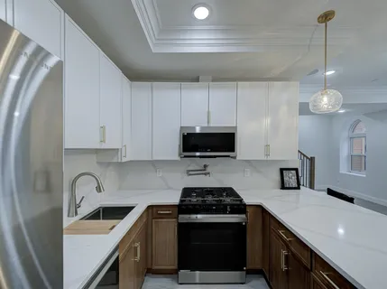 $689,000 | 133 Clifton Place, Unit 2, Jersey City, NJ 07304