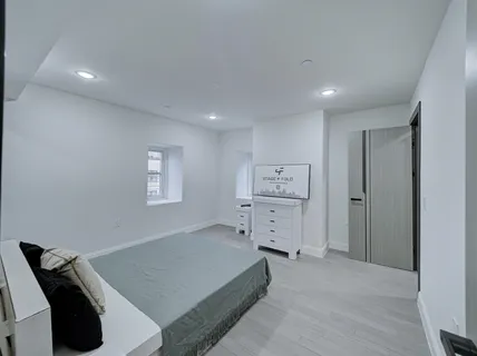 $689,000 | 133 Clifton Place, Unit 2, Jersey City, NJ 07304