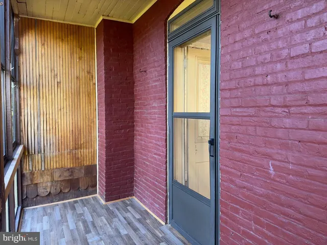 $339,000 | 911 East King Street, Lancaster, PA 17602