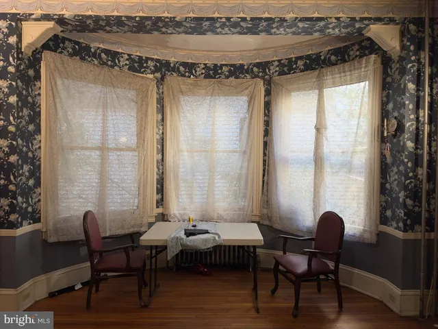 $339,000 | 911 East King Street, Lancaster, PA 17602