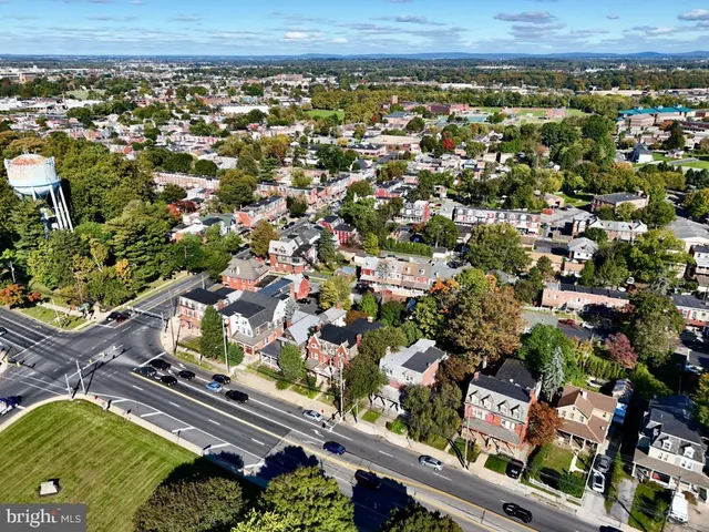 $339,000 | 911 East King Street, Lancaster, PA 17602