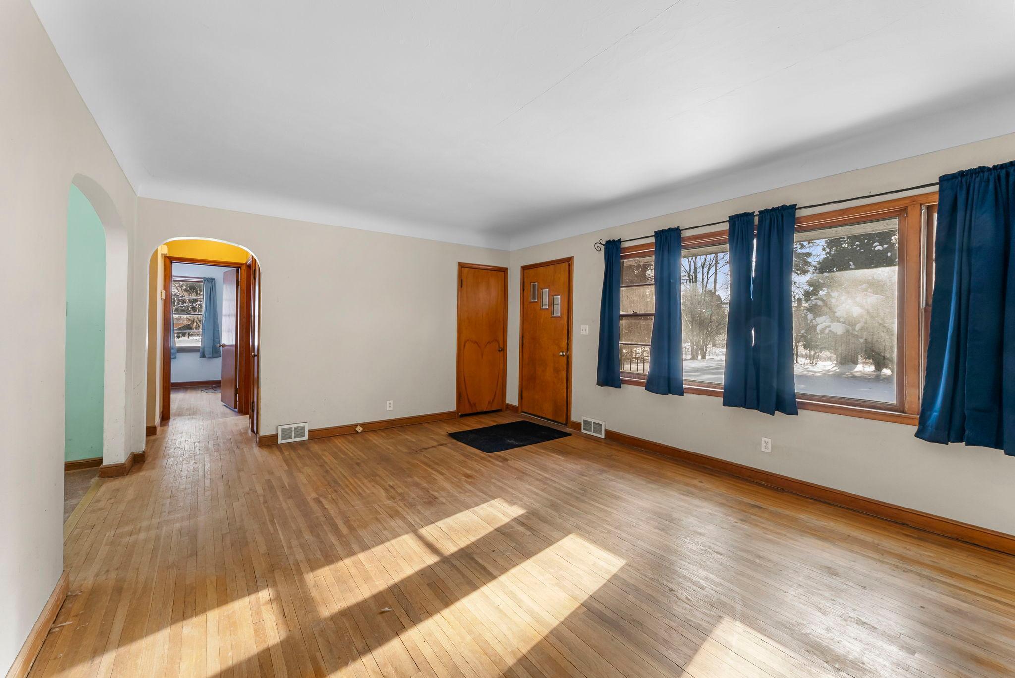 4818 Hodgson Road Shoreview, MN 55126 - Photo 12 of 56 Gallery Image 12