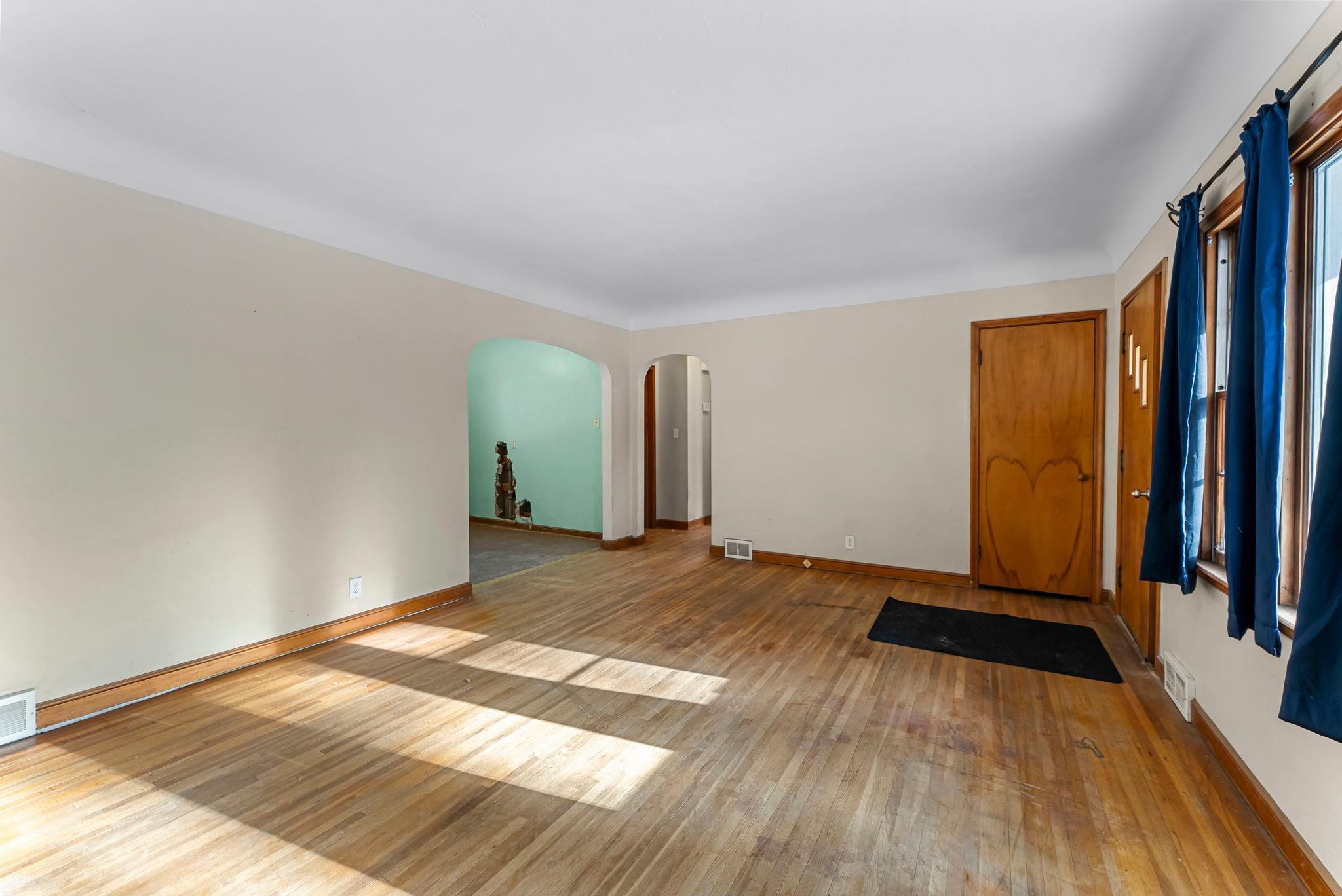 4818 Hodgson Road Shoreview, MN 55126 - Photo 13 of 56 Gallery Image 13