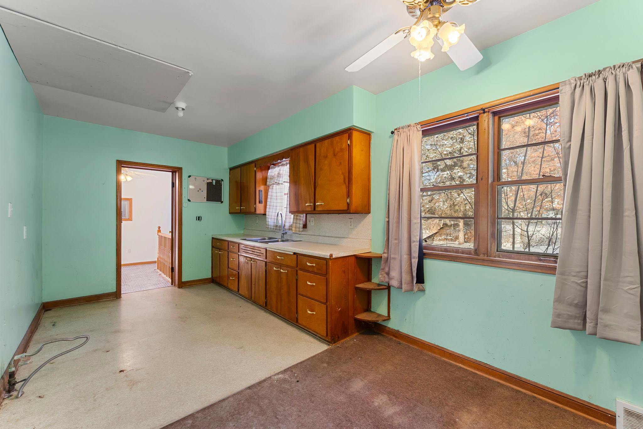 4818 Hodgson Road Shoreview, MN 55126 - Photo 17 of 56 Gallery Image 17