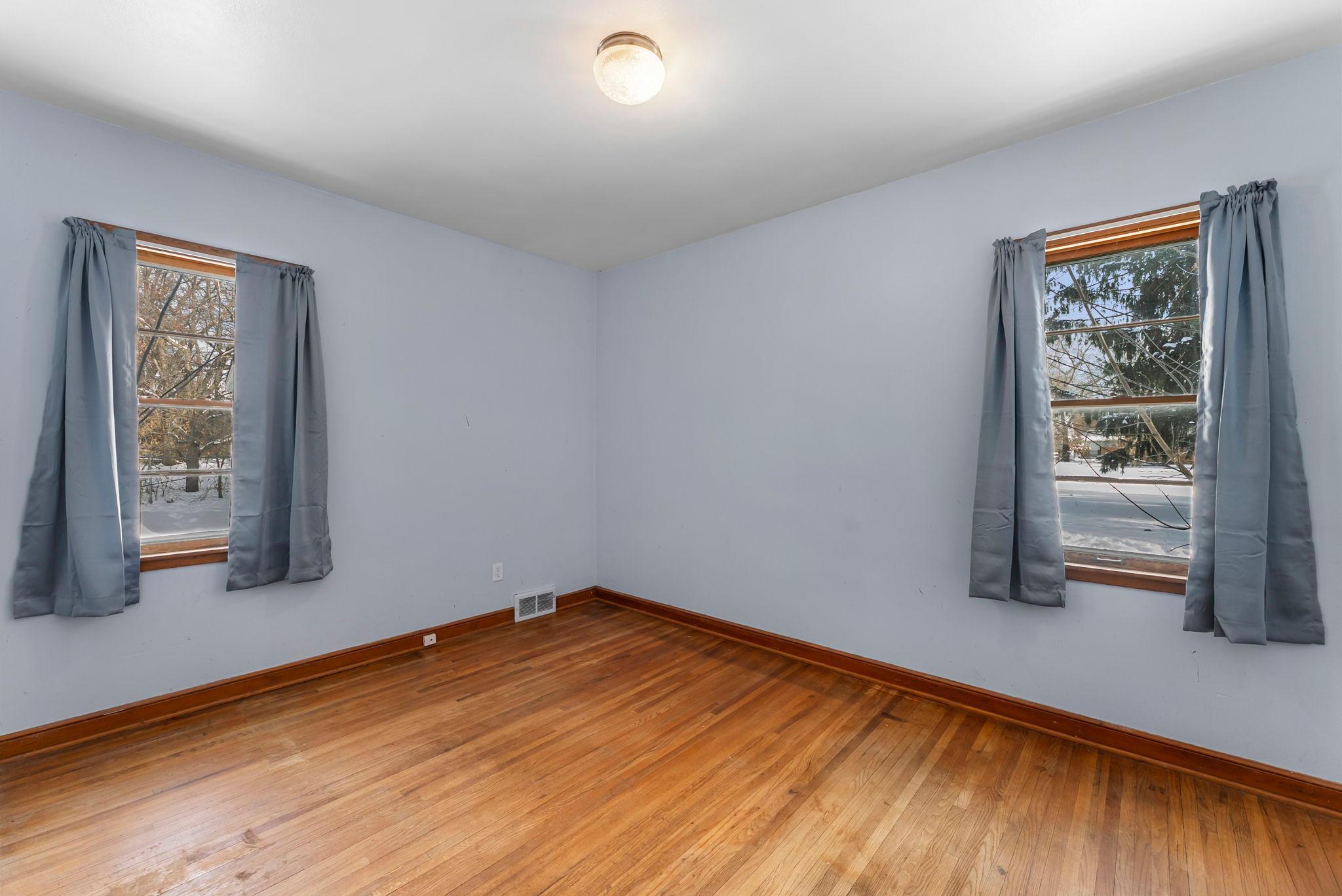 4818 Hodgson Road Shoreview, MN 55126 - Photo 30 of 56 Gallery Image 30