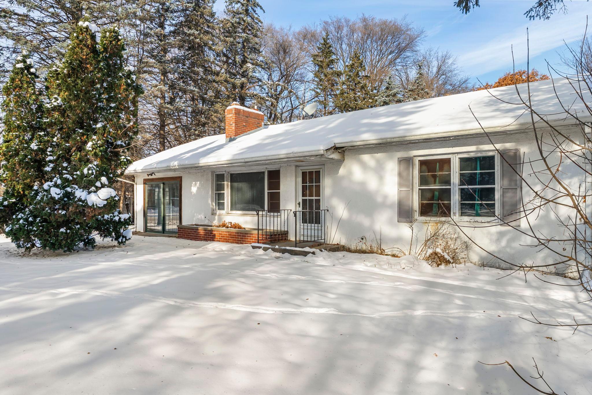 4818 Hodgson Road Shoreview, MN 55126 - Photo 6 of 56 Gallery Image 6