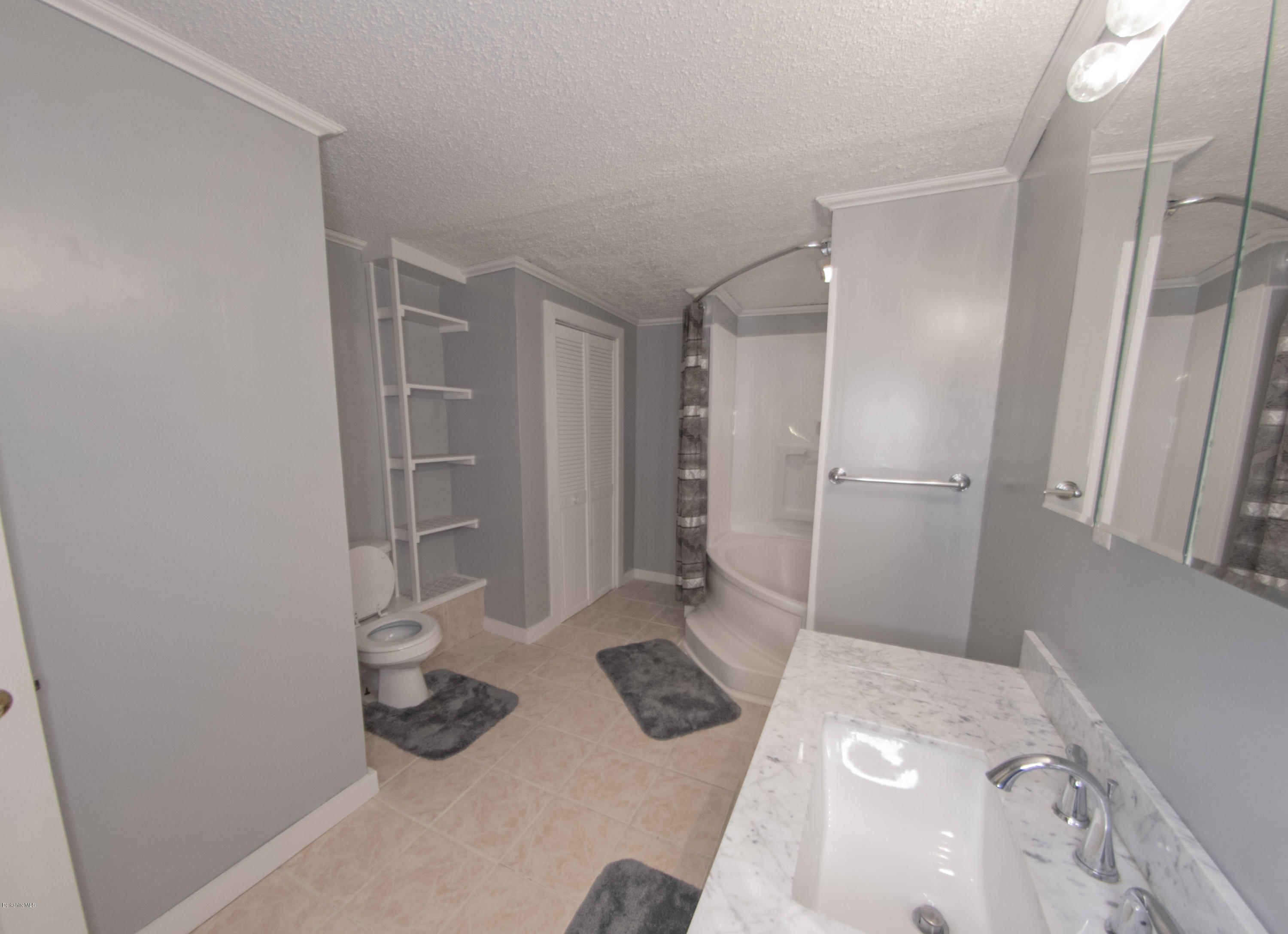 44 Elm Street Adams, MA 01220 - Photo 11 of 15 Upstairs bath