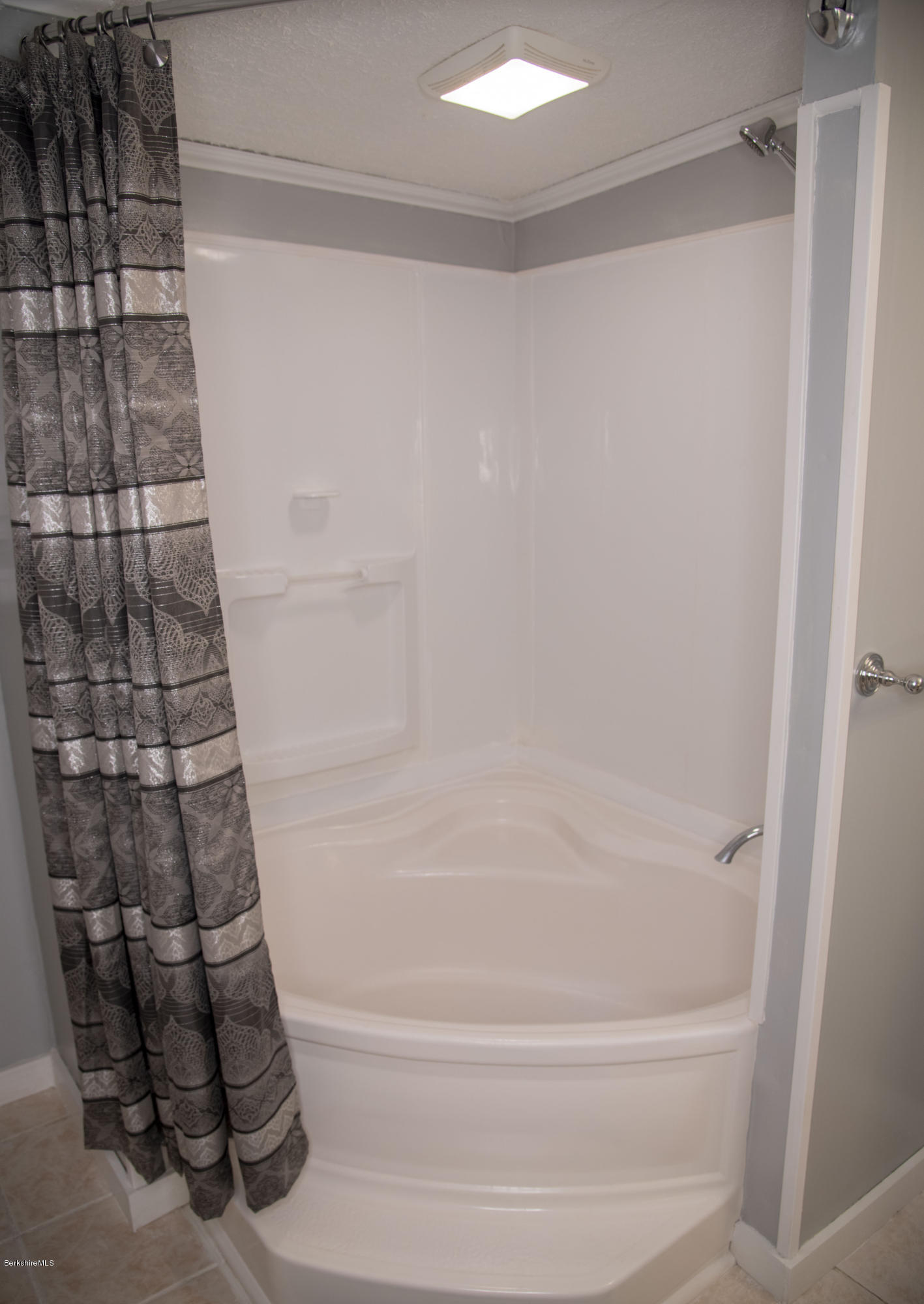 44 Elm Street Adams, MA 01220 - Photo 10 of 15 Upstairs bath