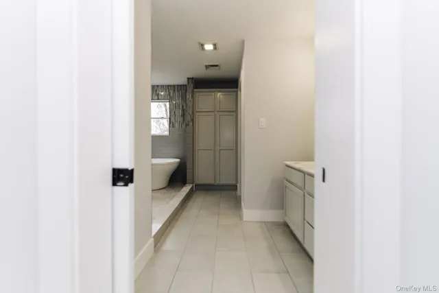 a bathroom with a toilet