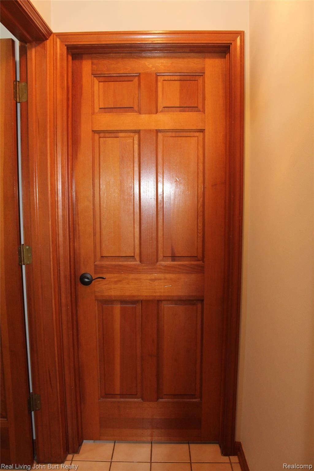 13235 Rohn Road Fenton, MI 48430 - Photo 15 of 80 IMG_9631.jpg Beautiful Wood 6 panels doors throughout