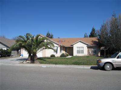 466 West Herbert Avenue Reedley, CA 93654 - Photo 2 of 2 Gallery Image 2