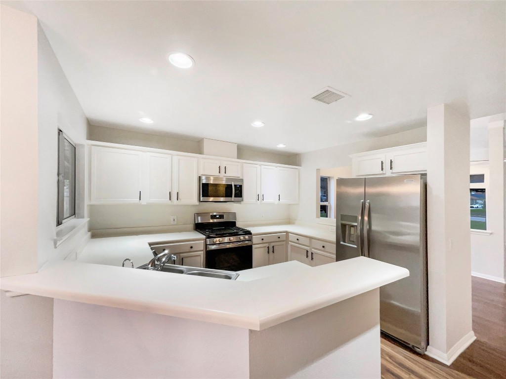 1701 Shire Street Pflugerville, TX 78660 - Photo 12 of 18