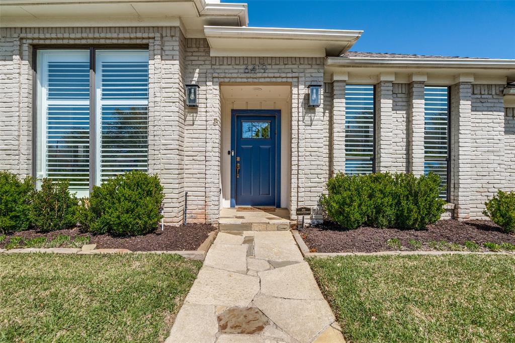 6419 Embers Road Dallas, TX 75248 - Photo 3 of 31