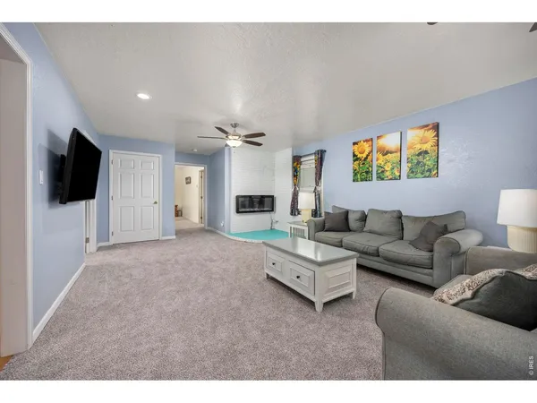 $925,000 | 25556 County Road 66, Greeley, CO 80631