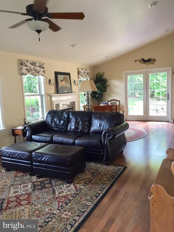 526 Pine Hill Road Lititz, PA 17543 - Photo 3 of 19