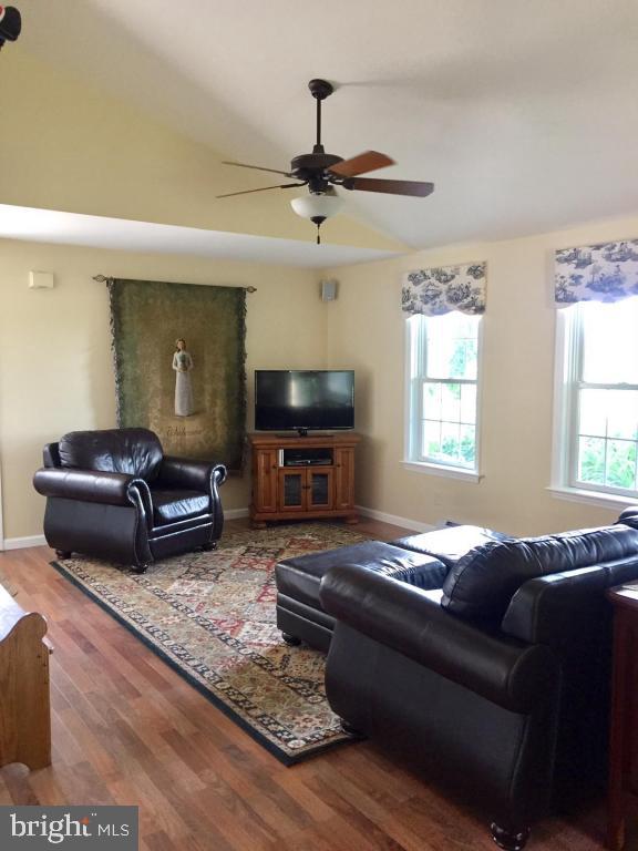 526 Pine Hill Road Lititz, PA 17543 - Photo 5 of 19
