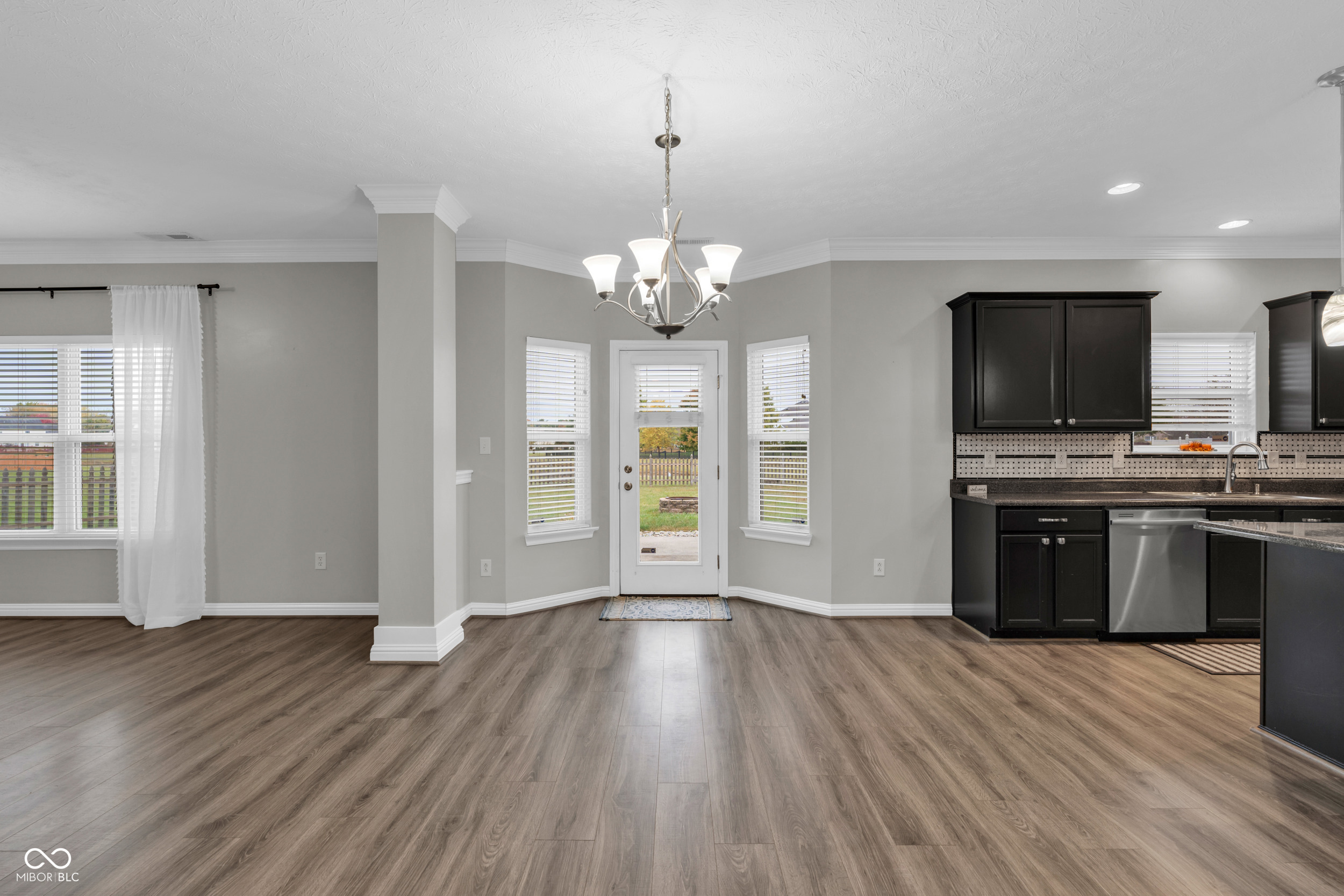 2434 Burgundy Way Plainfield, IN 46168 - Photo 11 of 49