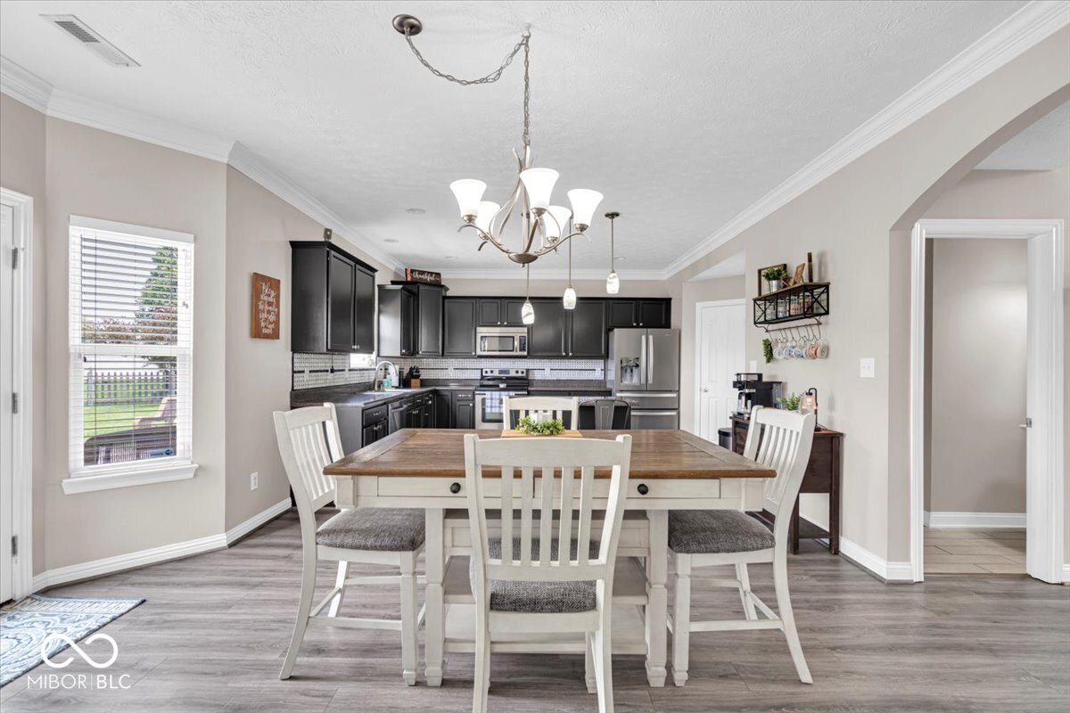 2434 Burgundy Way Plainfield, IN 46168 - Photo 12 of 49