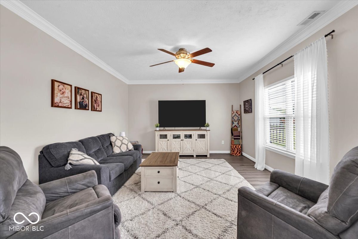 2434 Burgundy Way Plainfield, IN 46168 - Photo 15 of 49