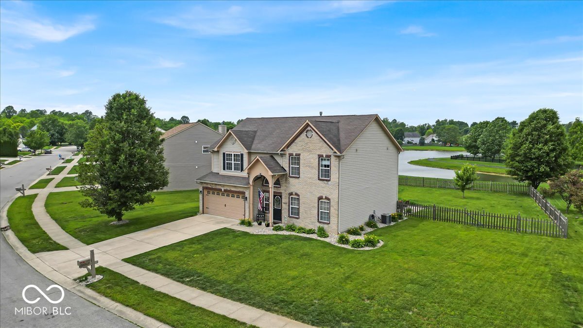 2434 Burgundy Way Plainfield, IN 46168 - Photo 2 of 49