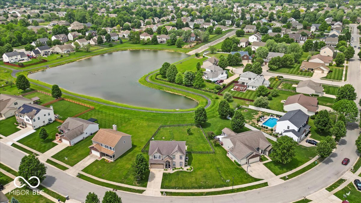 2434 Burgundy Way Plainfield, IN 46168 - Photo 48 of 49