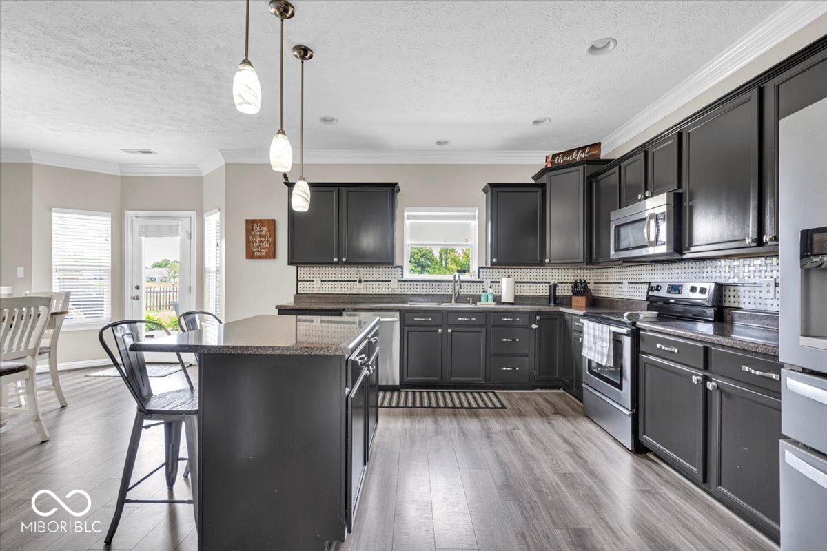 2434 Burgundy Way Plainfield, IN 46168 - Photo 6 of 49