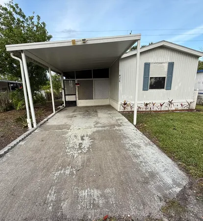 $115,000 | 426 Northeast 31st Terrace, Okeechobee, FL 34974