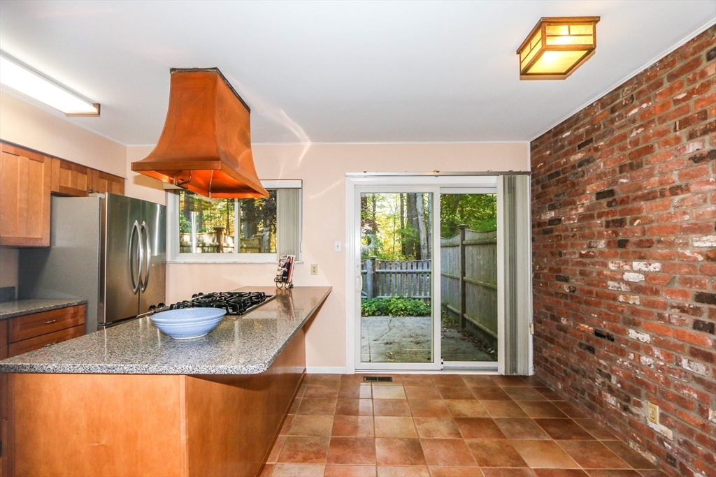 41 Smithfield Court, Unit 41 Springfield, MA 01108 - Photo 12 of 40 Gallery Image 12