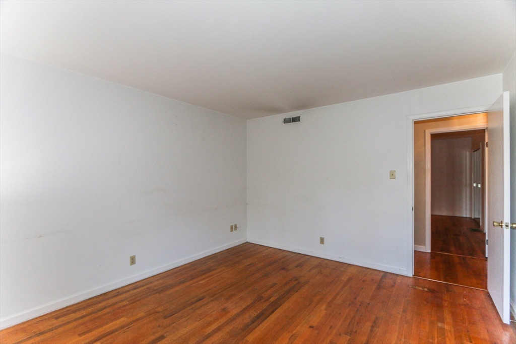 41 Smithfield Court, Unit 41 Springfield, MA 01108 - Photo 26 of 40 Gallery Image 26