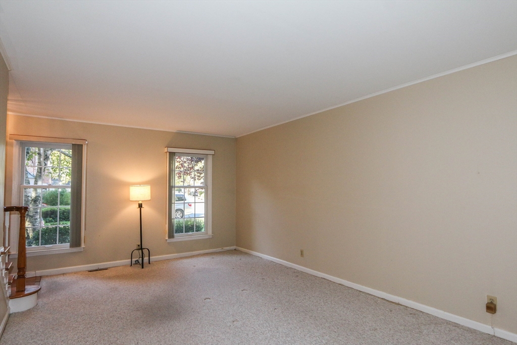 41 Smithfield Court, Unit 41 Springfield, MA 01108 - Photo 8 of 40 Gallery Image 8