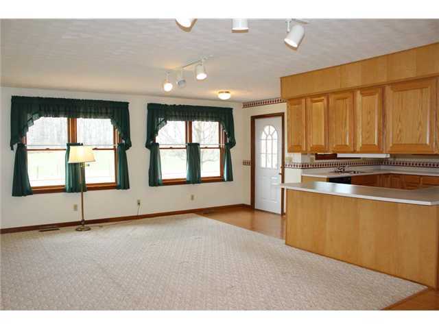 20030 Arrington Road Utica, OH 43080 - Photo 7 of 25 Gallery Image 7