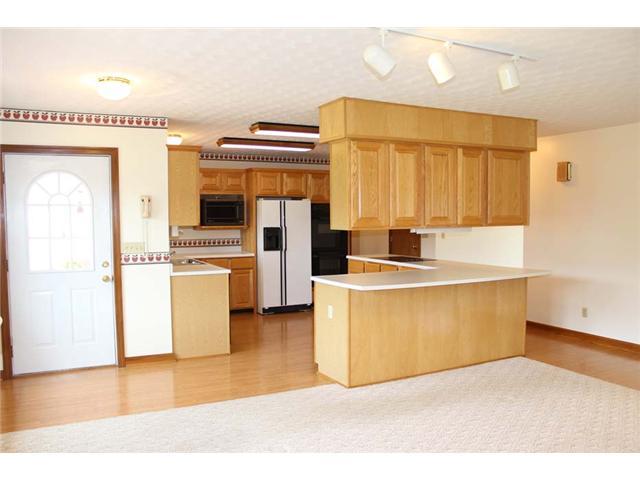 20030 Arrington Road Utica, OH 43080 - Photo 8 of 25 Gallery Image 8