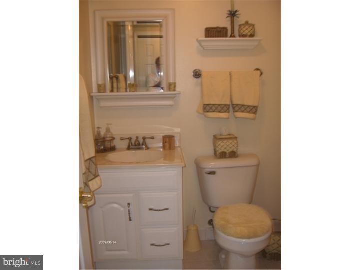 9306 Treaty Road Philadelphia, PA 19114 - Photo 14 of 25 Bathroom