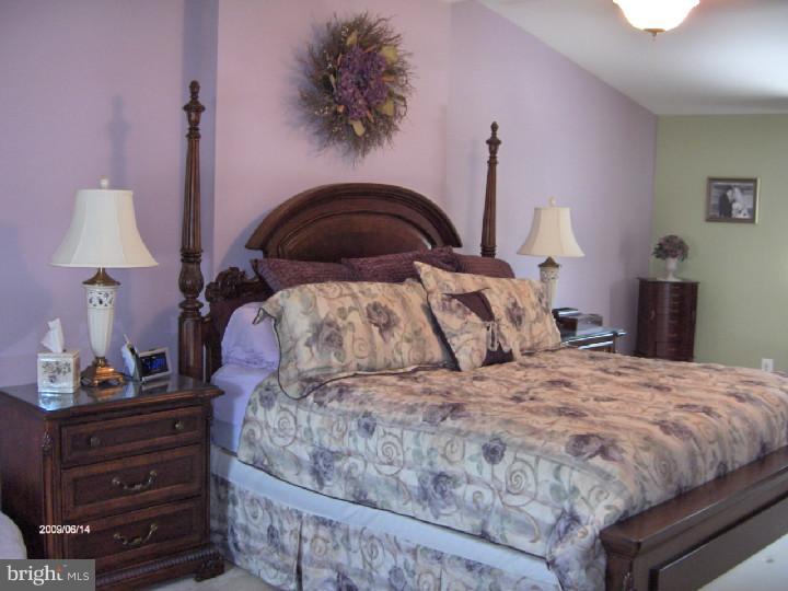 9306 Treaty Road Philadelphia, PA 19114 - Photo 15 of 25 Gallery Image 15