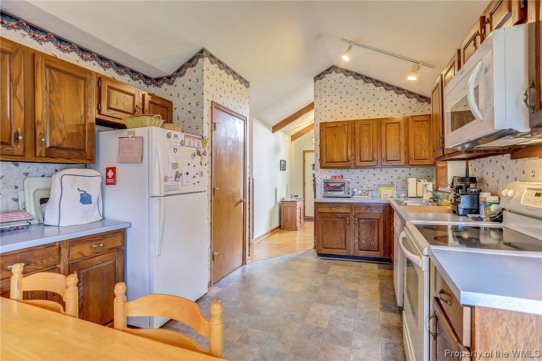 216 Plains View Road Williamsburg, VA 23188 - Photo 10 of 27 Gallery Image 10