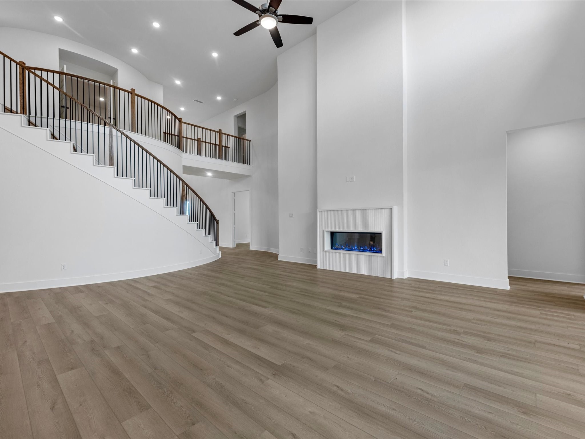 2119 Breezy Brk Court Rosharon, TX 77583 - Photo 6 of 29
