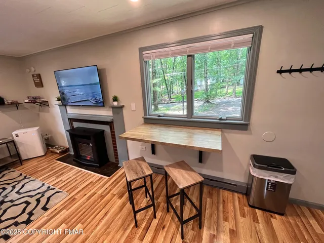 $170,000 | 4 1st Street, Hawley, PA 18428