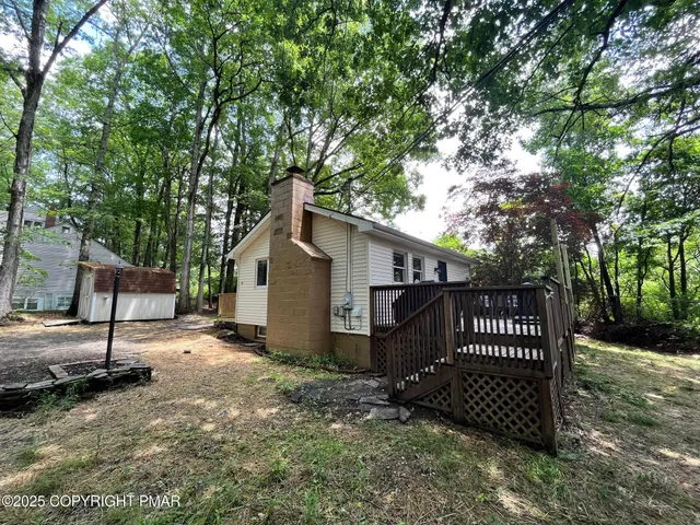 $170,000 | 4 1st Street, Hawley, PA 18428