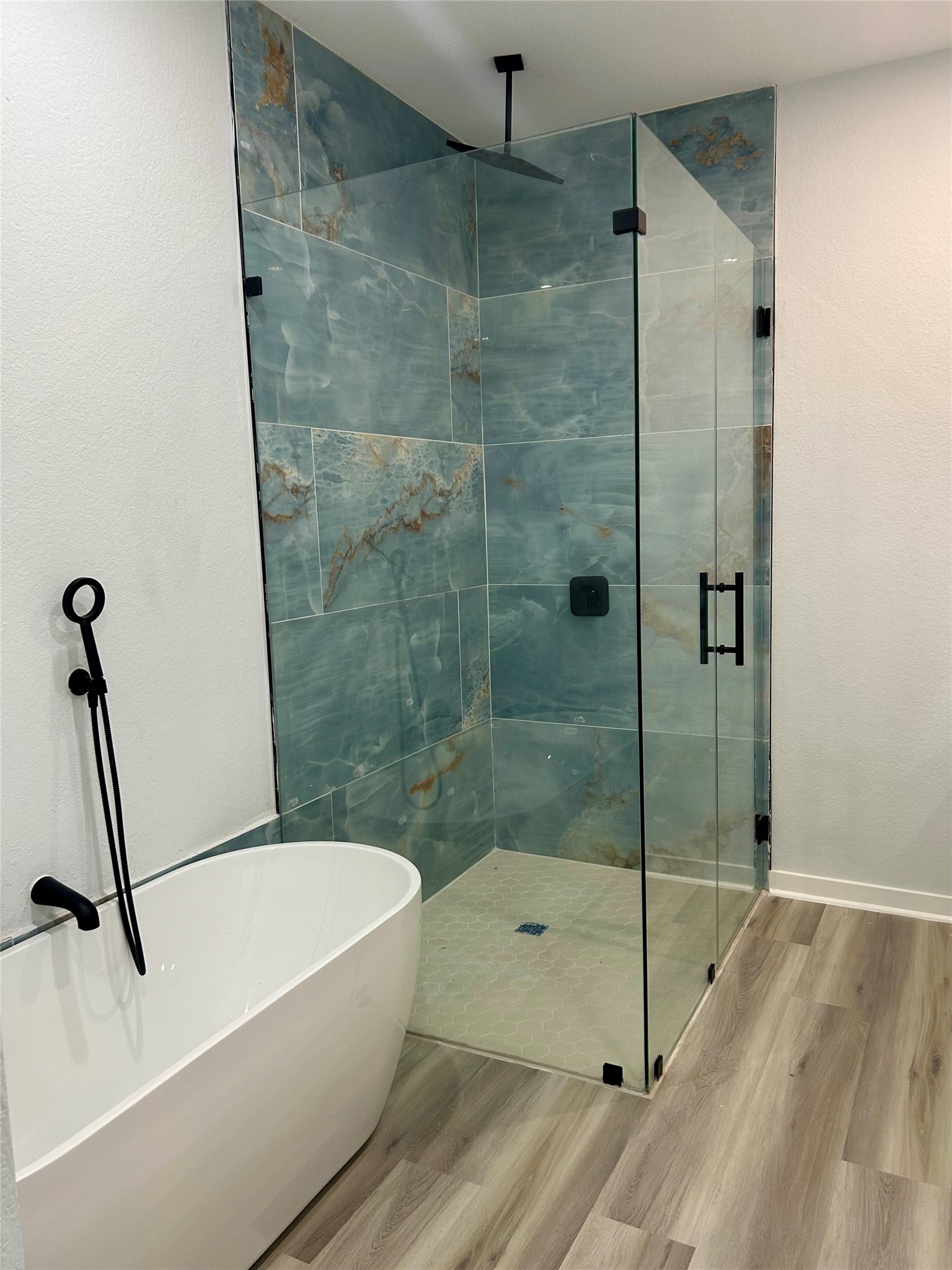 16 River Plantation Drive Conroe, TX 77302 - Photo 23 of 36