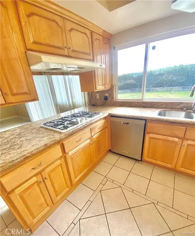 $6,000 | 3860 West 234th Street, Torrance, CA 90505