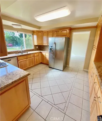 $6,000 | 3860 West 234th Street, Torrance, CA 90505