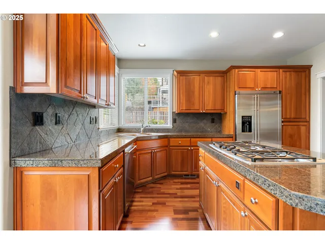$725,000 | 16347 Southwest Dekalb Street, Tigard, OR 97224