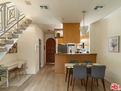 $775,000 | 1457 Centinela Avenue, Unit 6, Santa Monica, CA 90404