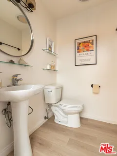$775,000 | 1457 Centinela Avenue, Unit 6, Santa Monica, CA 90404