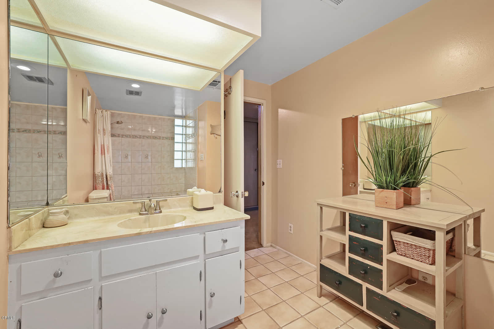 1575 North Altadena Drive Pasadena, CA 91107 - Photo 20 of 31 MLS_18