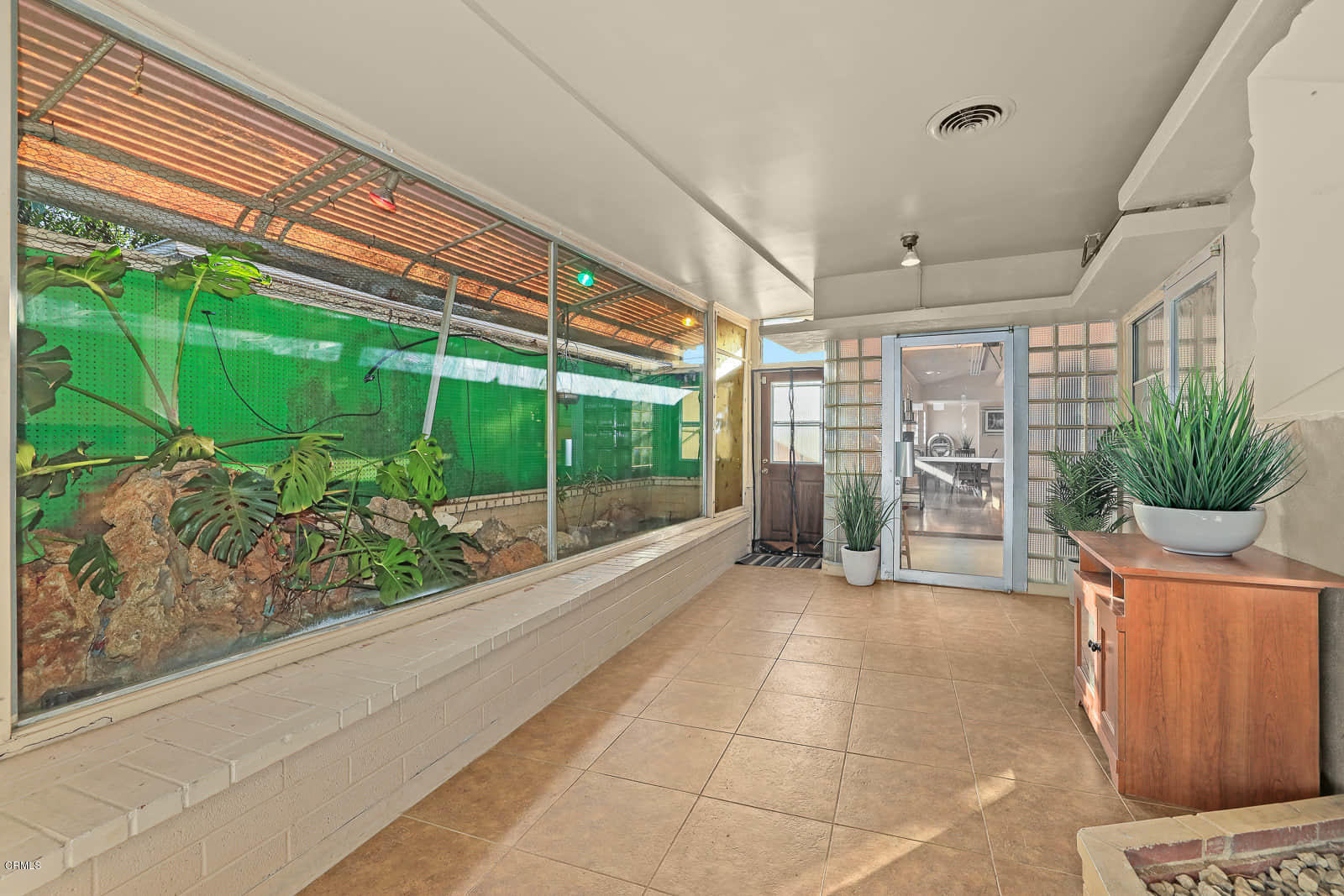 1575 North Altadena Drive Pasadena, CA 91107 - Photo 3 of 31 MLS_5