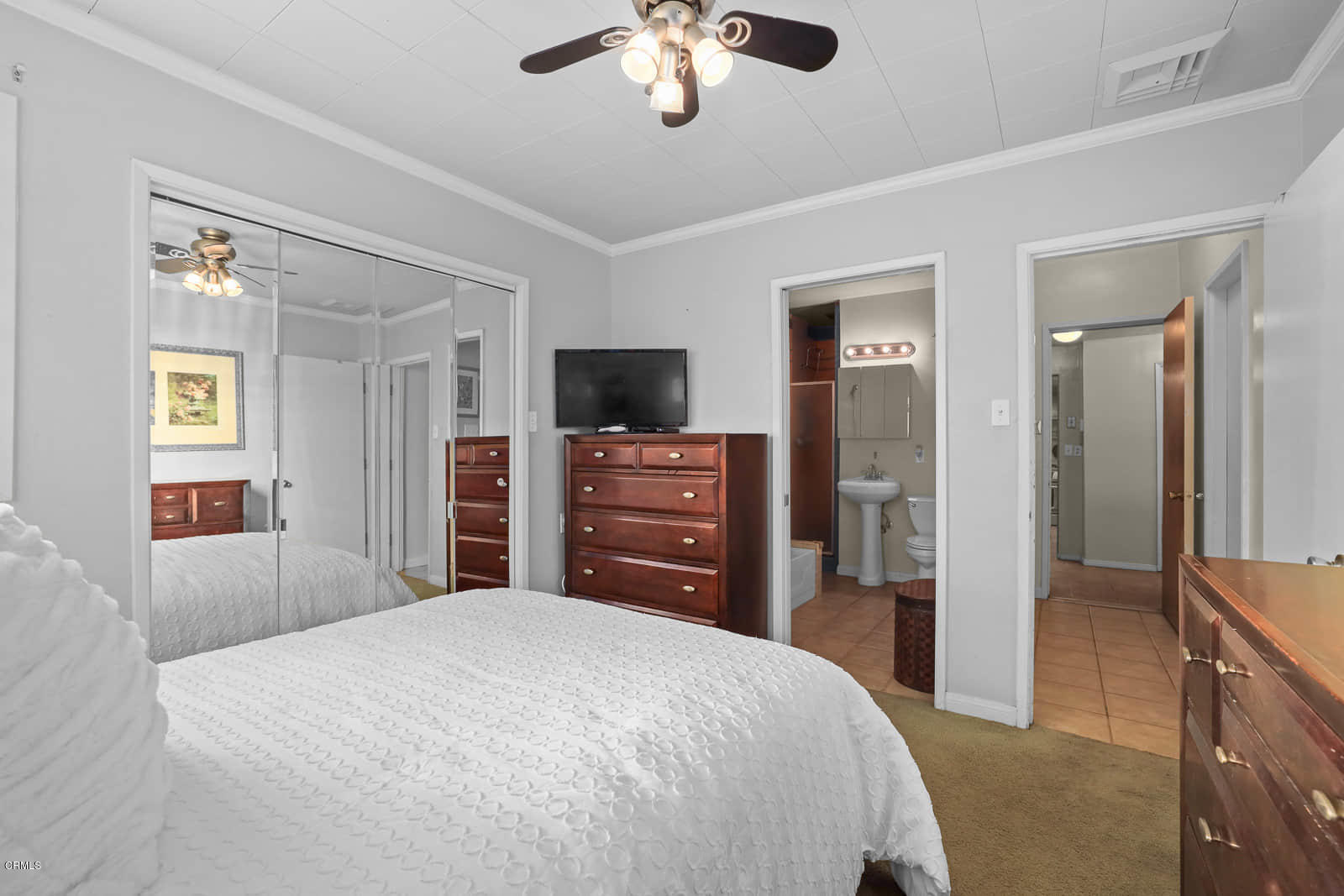 1575 North Altadena Drive Pasadena, CA 91107 - Photo 23 of 31 MLS_26